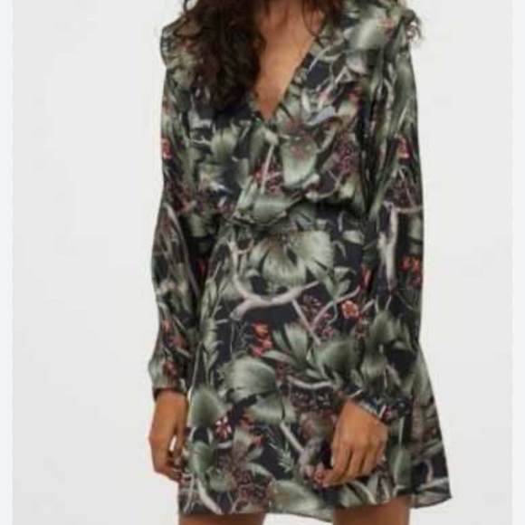 Johanna Ortiz & HM  Green Wrap Sundress with Flutter Sleeves - Picture 1 of 5
